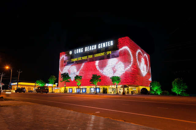 Long Beach Center Trung tâm mua sắm và giải trí Phú Quốc