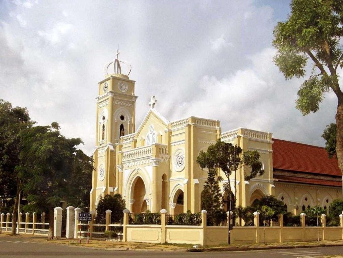 Nhà thờ chánh tòa Tiền Giang