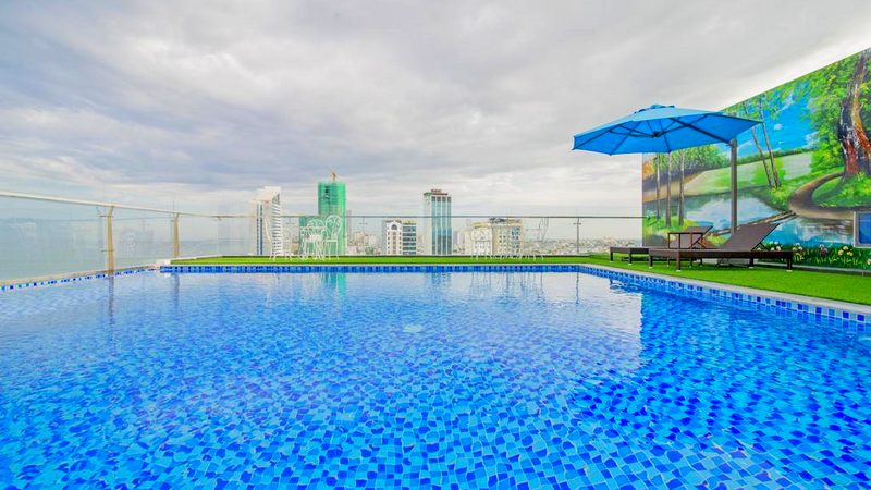 Hồ bơi vô cực khách sạn Greenery Đà Nẵng