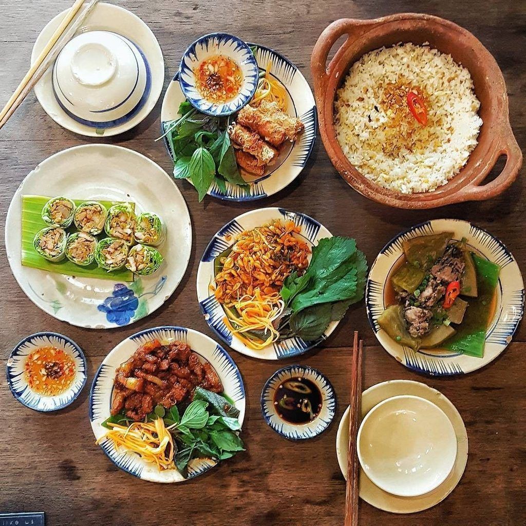 Nhà hàng cơm niêu Lửa Việt đa dạng các món ăn hấp dẫn để bạn lựa chọn