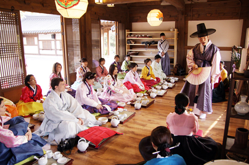Hàn Quốc có nền văn hóa đặc sắc giàu truyền thống