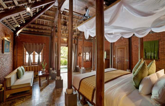 Khách sạn Làng Hành Hương mang đến cho du khách không gian nghỉ dưỡng thanh bình, gần gũi với thiên nhiên.